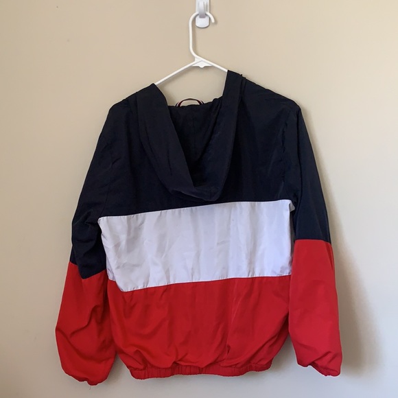 Brandy Melville windbreaker - Picture 2 of 3